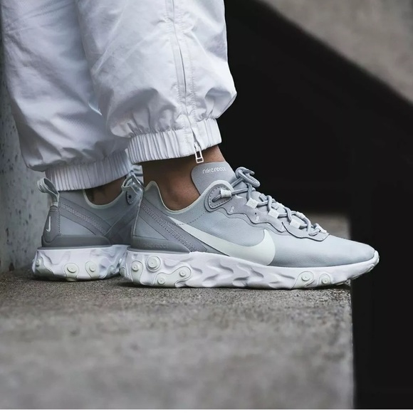 nike react element 55 cream and light grey